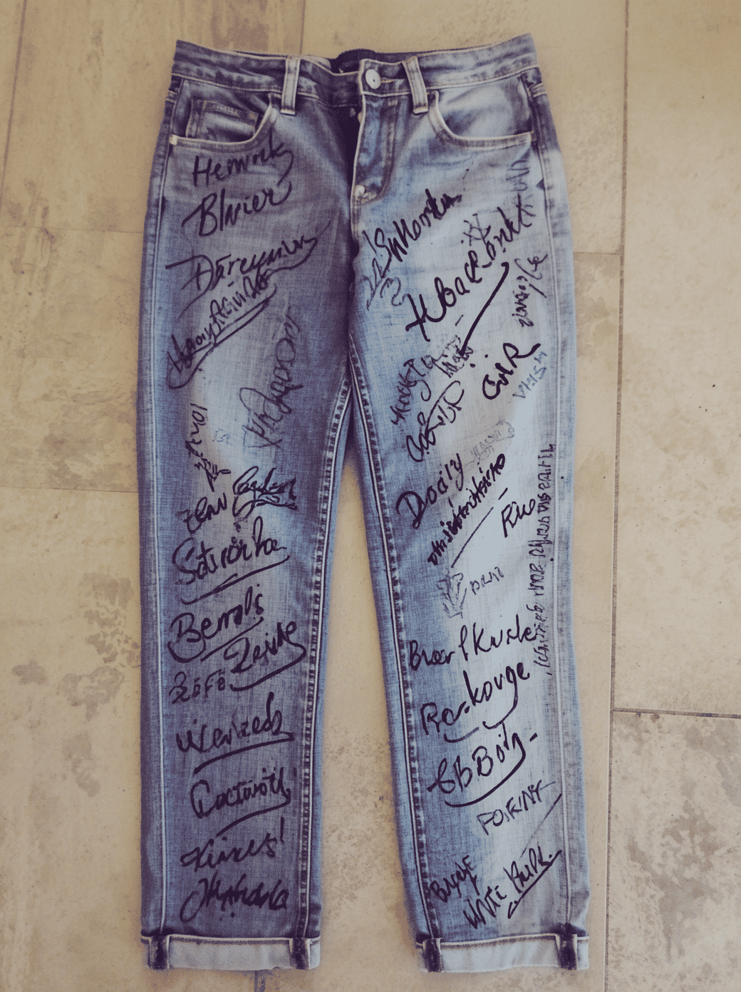 Friendship Signatures